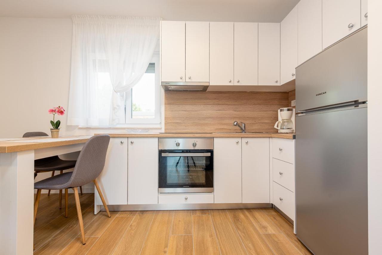 Apartmani Diva Zara Camera foto