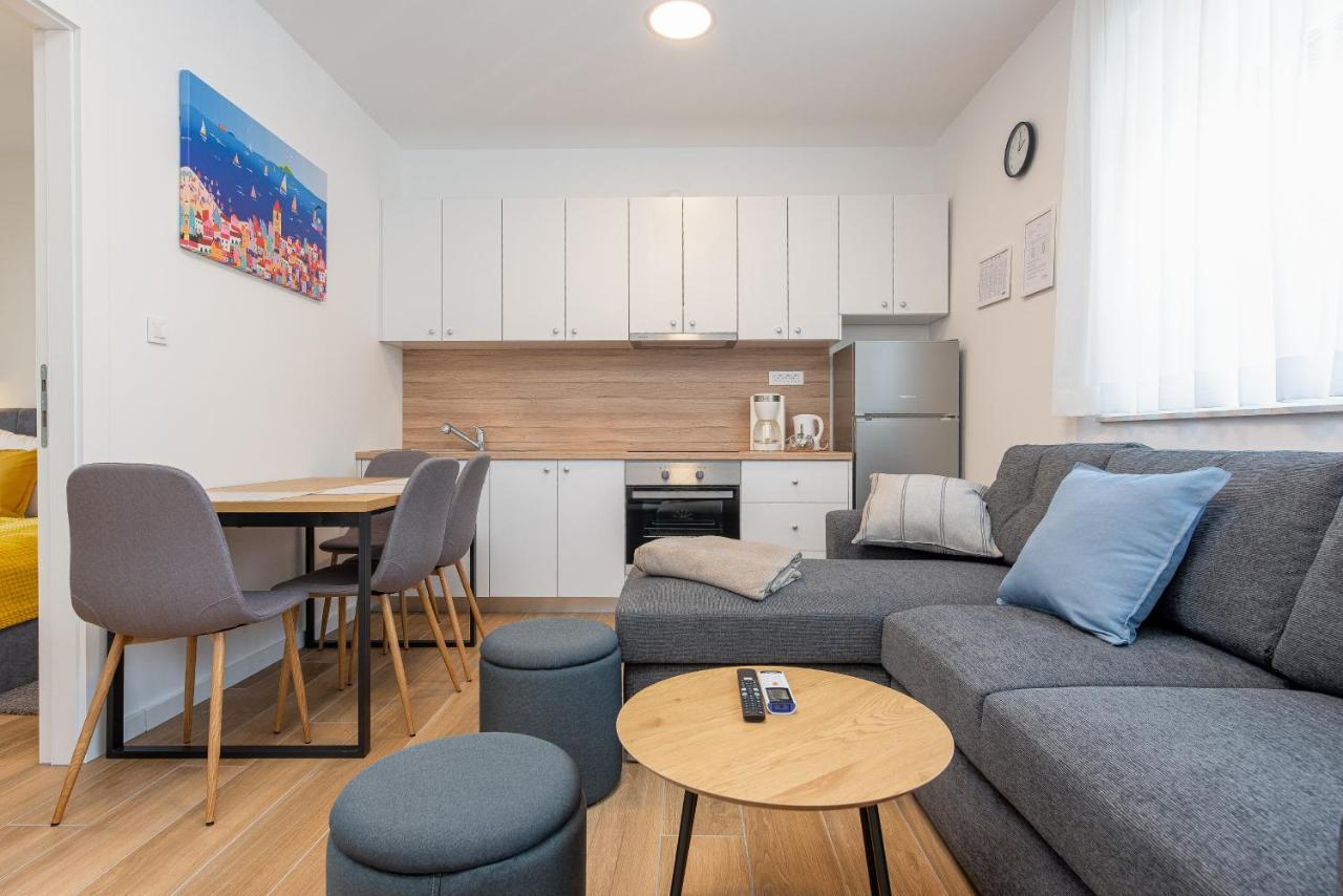 Apartmani Diva Zara Camera foto